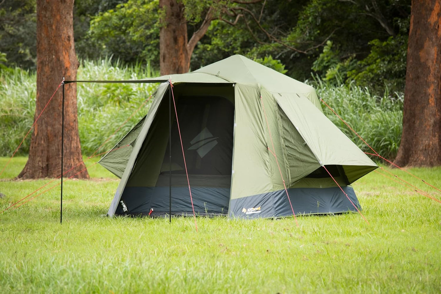 OZtrail Fast Frame 4 Person Tent